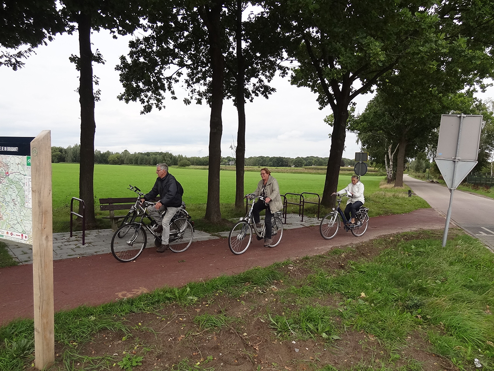  Uistapje 2017, rondleiding in de natuur en uitleg van de natuur. 